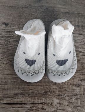 Woodland baby shoes